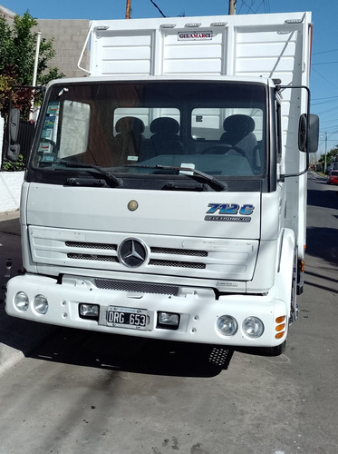 Imagen 3 de 8 de Mercedes Benz 712