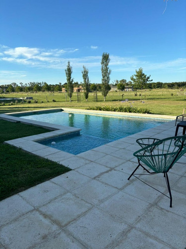 Se Vende Casa Impecable En Barrio Cerrado La Asuncion Club De Campo
