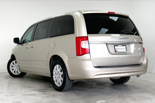 Imagen 11 de 25 de Chrysler Town | Country Minivan 5 Pts Li, Ta, Cd, Ra-17
