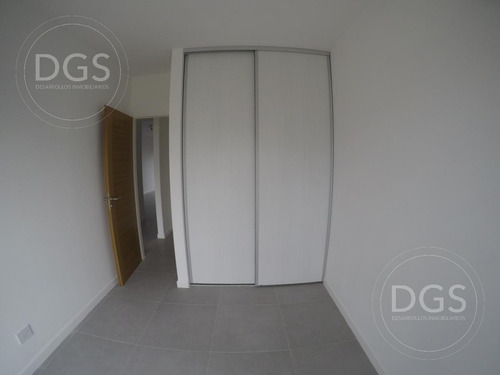 Imagen 17 de 25 de Amplio Departamento 4 Ambientes Con Cochera - Banfield Este