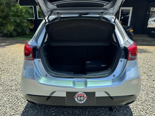 Mazda 2 Touring 2019