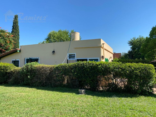 Casa 3 Ambientes En Venta - General Rodríguez
