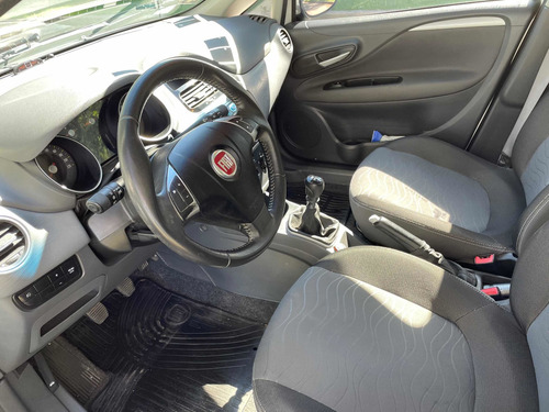 Fiat Punto 1.6 Essence 2014