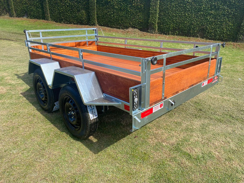 Carretinha Trucada Reforcada Com Freio A Disco De 3m X 1,50