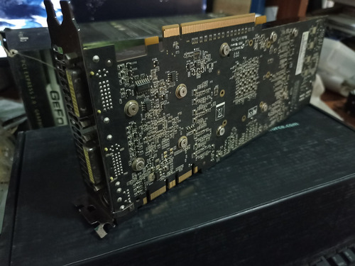 Imagen 2 de 3 de Tarjeta De Video Nvidia 260 Gtx (dañada) Negociable