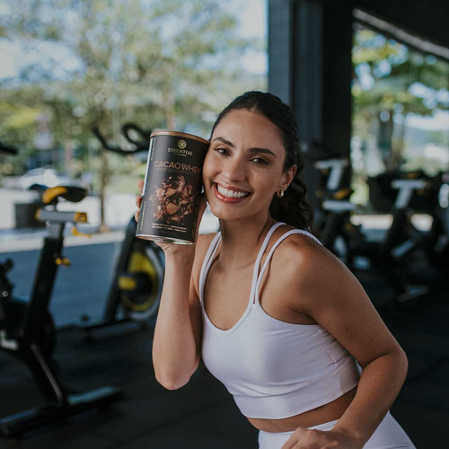 Lata Cacao Whey Protein 450 Gramas Essential em po sabor chocolate