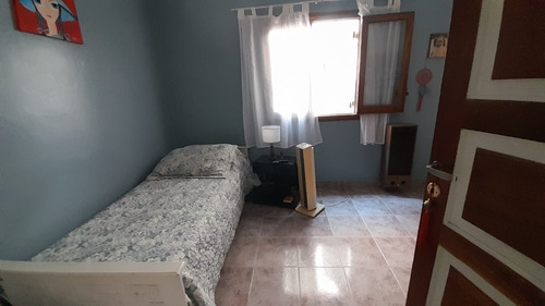 Departamento 3 Amb Sobre Peatonal C/ Quincho F: 7477