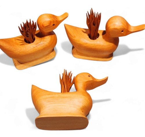 Pato Con 10 Pinchos Para Picoteo En Madera Nativa