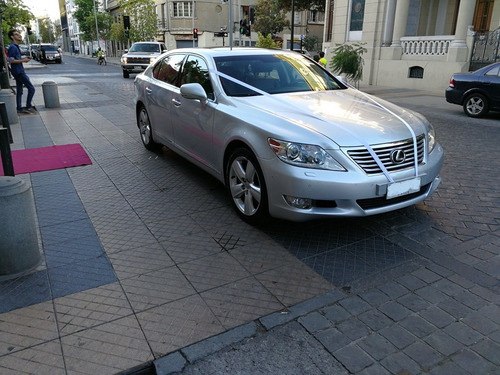 Imagen 3 de 6 de Automoviles Para Matrimonio Mercedes Benz - Lexus