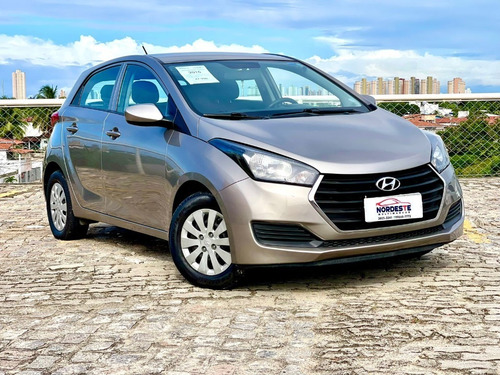 Imagem 3 de 10 de Hyundai Hb20 Comfort Style 1.0 Tb Flex 12v Mec.