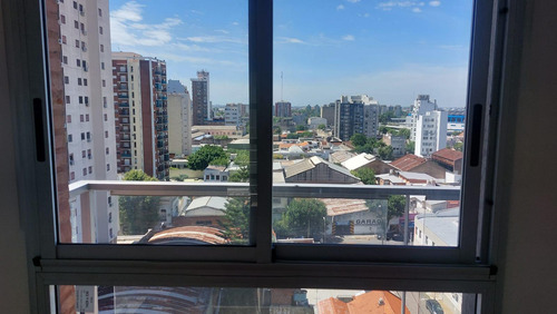 Departamento En Venta - 2 Dormitorios 2 Baños - 78mts2 - Avellaneda