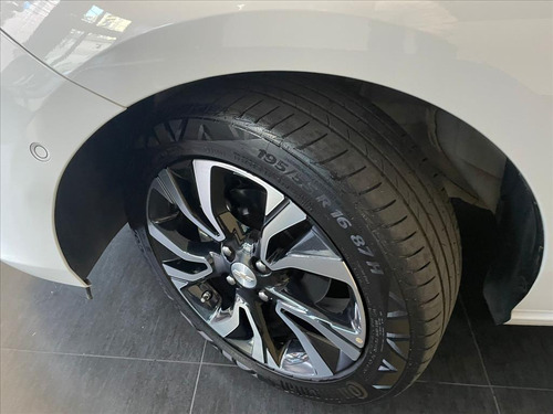 Chevrolet Onix 1.0 TURBO FLEX PLUS PREMIER AUTOMÁTICO