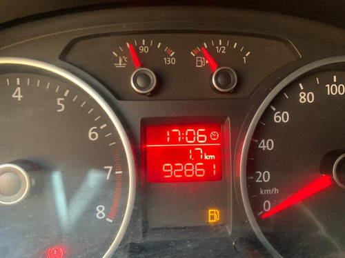 Imagem 13 de 15 de Vw Voyage 1.0 2013 Flex 5p