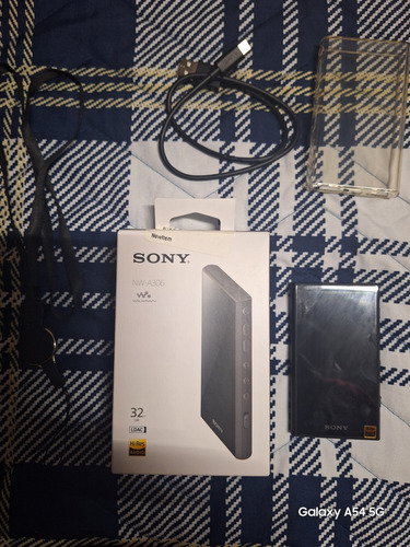 Sony Walkman A306