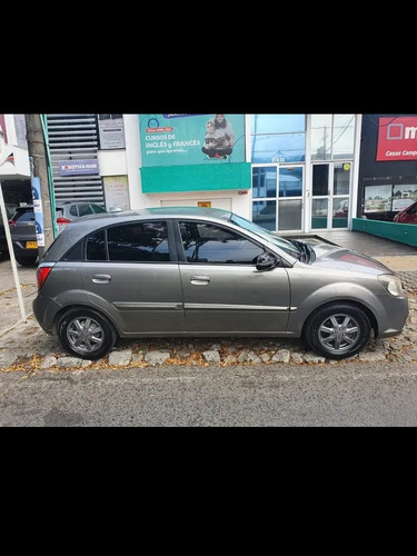 Kia Rio 1.6 4 p