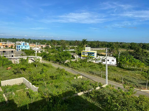 Imagen 3 de 15 de Vendo Solar Comercial De 150 A 385 Mt2 En Plena Avenida Ubicado En Residencial Privado Con Agua Luz Y Calles En Santo Domingo Norte Próximo A La Estación Del Metro Mamá Tingo, La Sirena Y El Parque V