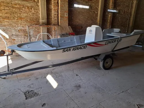 Lancha Tracker Condor 520 Base 1 Con Consola