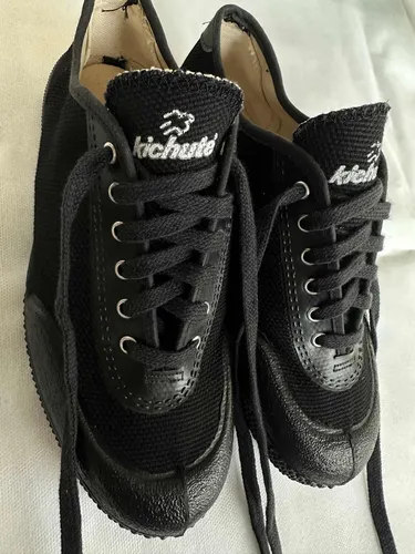 Tenis Kichute 37 36 Com Logo Original Parcelamento sem juros