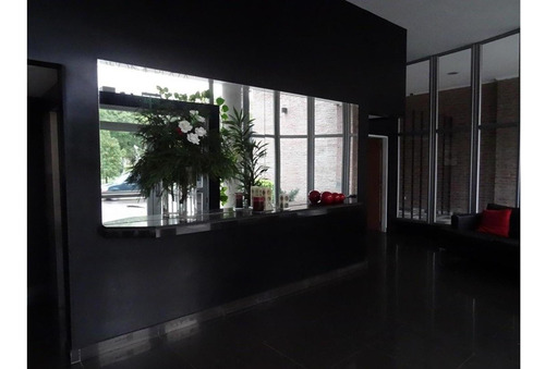 Imagen 3 de 14 de Departamento Frente A La Plaza, Edificio Corona Plaza