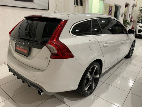 Volvo V60 2.0 T5 R-design Comfort 2013 Branca
