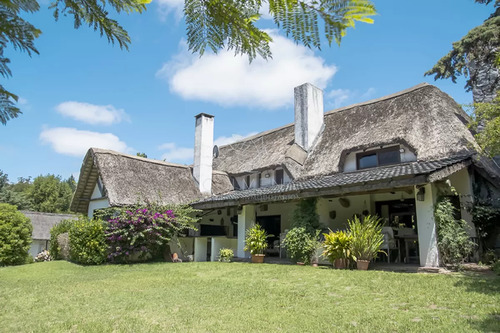 Casa De Gran Porte En Golf, Punta Del Este