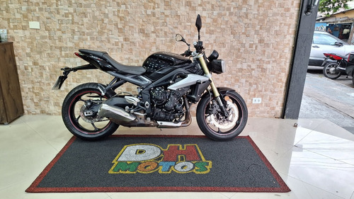 Triumph Street Triple 675 2017 Preta