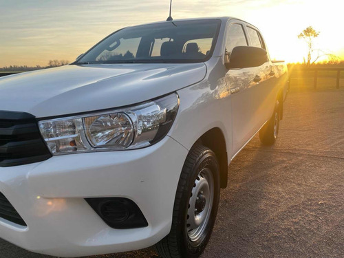Toyota Hilux 2.4 Cd Dx 150cv 4x2