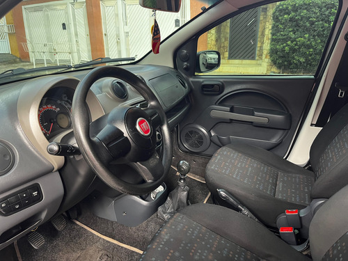 Fiat Uno 1.0 Vivace Flex 5p