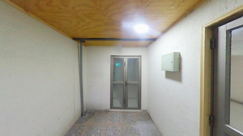 Casa Con Estacionamiento