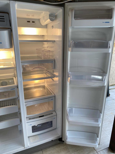 Nevera Y Refrigerador Edición Especial LG Oportunidad Precio (Usado)