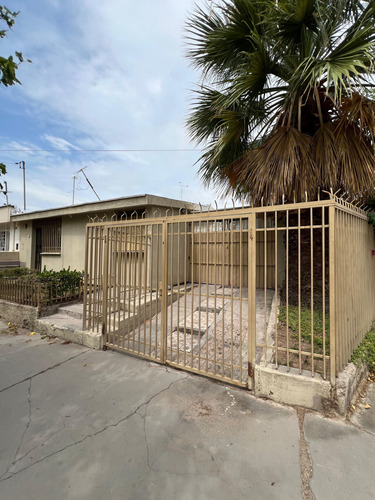 Casa En Venta 3 Dormitorios En Barrio Foecyt