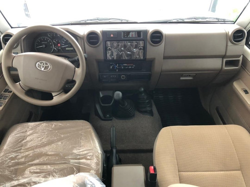 Imagen 4 de 11 de Toyota Macho