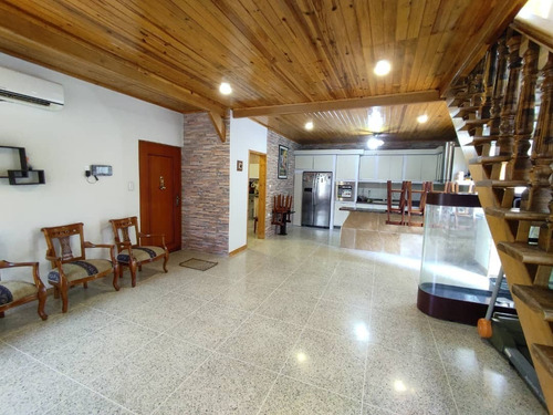 Imagen 8 de 16 de Townhouse En El Limon Sector El Piñal 04243050970