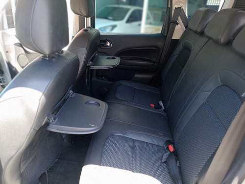 Imagen 7 de 9 de Citroën C3 Picasso 2014 1.6 Exclusive 115cv