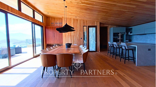 Espectacular Casa En El Lago Panguipulli