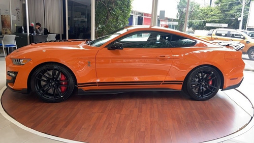 Imagen 2 de 4 de Ford Mustang Shelby Gt500