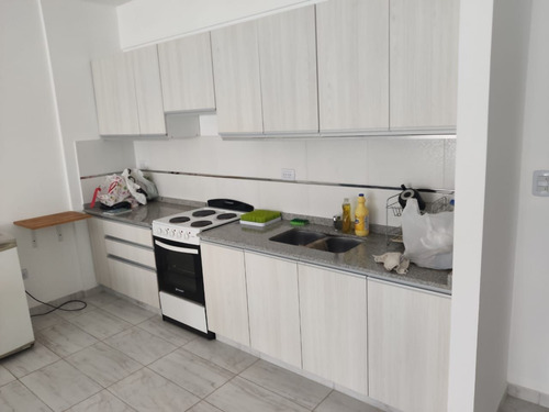 Imagen 3 de 9 de Ph En Venta En Merlo