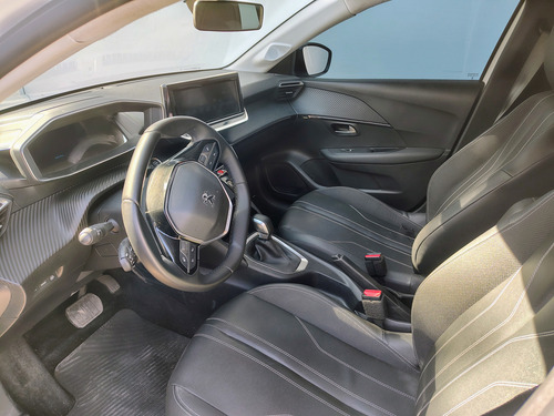 Peugeot 208 1.6l Feline Tiptronic am23.5