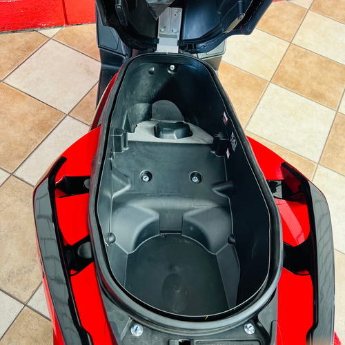 Yamaha Xmax 250 Abs - Ano 2024 - Financiamos - Km 2.800