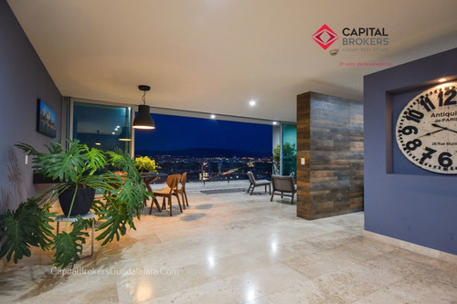 Penthouse De Super Lujo En Venta En Attala Zona Andares