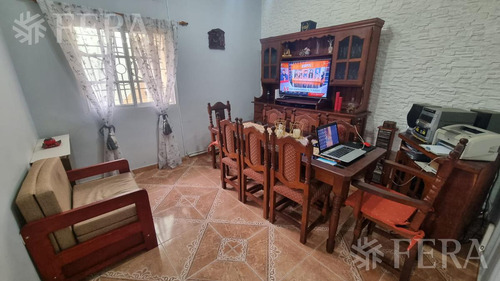 Venta Casa 5 Ambientes Con Cochera, Patio Con Parrilla Y Terraza En Don Bosco