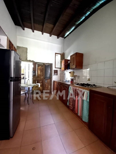 Imagen 5 de 14 de Remax Arena Vende Casa En El Puente Colonial La Asuncion Arismendi Nueva Esparta #remaxarena
