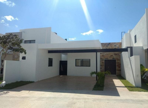 Casa De 1 Planta En Venta,privada Albarella,cholul,modelo A