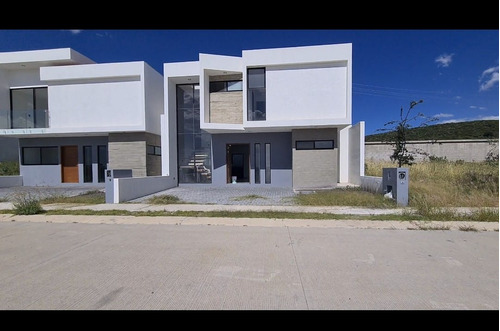 Venta De Casa Nueva En El Encino (centro Sur), Huimilpan, Qro.