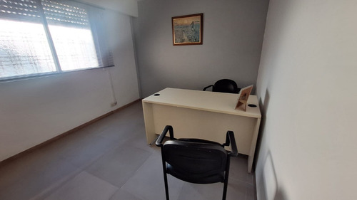 Alquiler De Espectacular Oficina En San Martin Centro. 140 M2