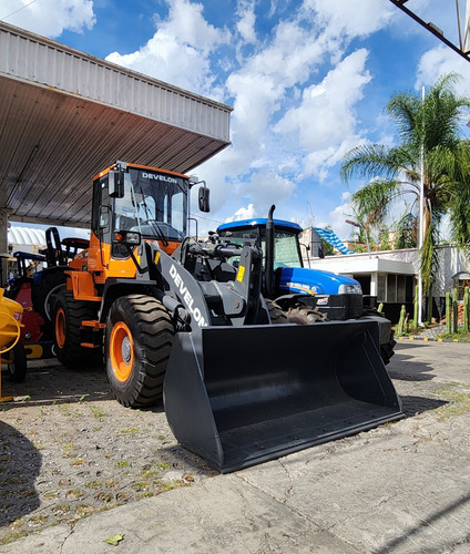 Cargador Frontal Sobre Ruedas Doosan Develon Sd200