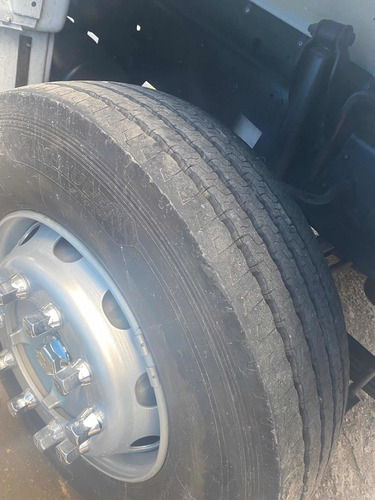 Imagem 4 de 13 de M Bens L 1620 Truck Baú 8,50 Com Plataforma