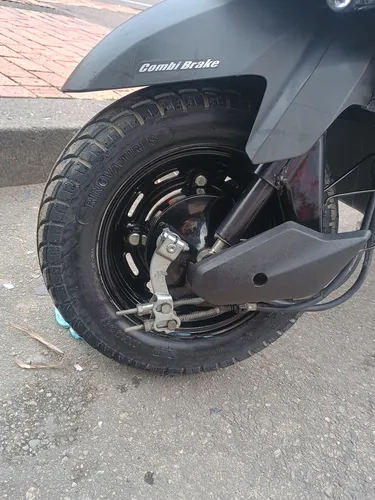 Honda Dio Dlx