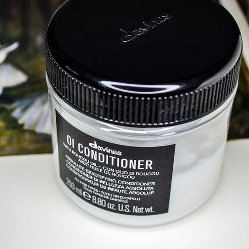 Acondicionador Hidratante Davines Oi Todo Cabello 250 Ml