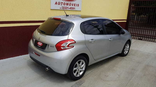Peugeot 208 Allure Bva
